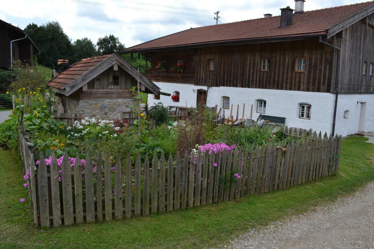 Bauernhof Kaspergut Kirchberg bei Mattighofen Exterior foto